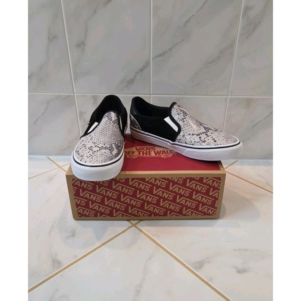 VANS Asher Deluxe Slip On Shoes Snake Grey White Comfort Sneakers Women’s 9.5